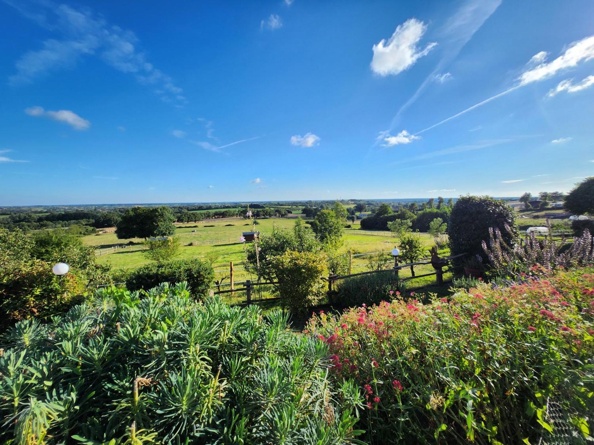 Les Chambres De La Forge Des Collines Les Herbiers Exteriör bild